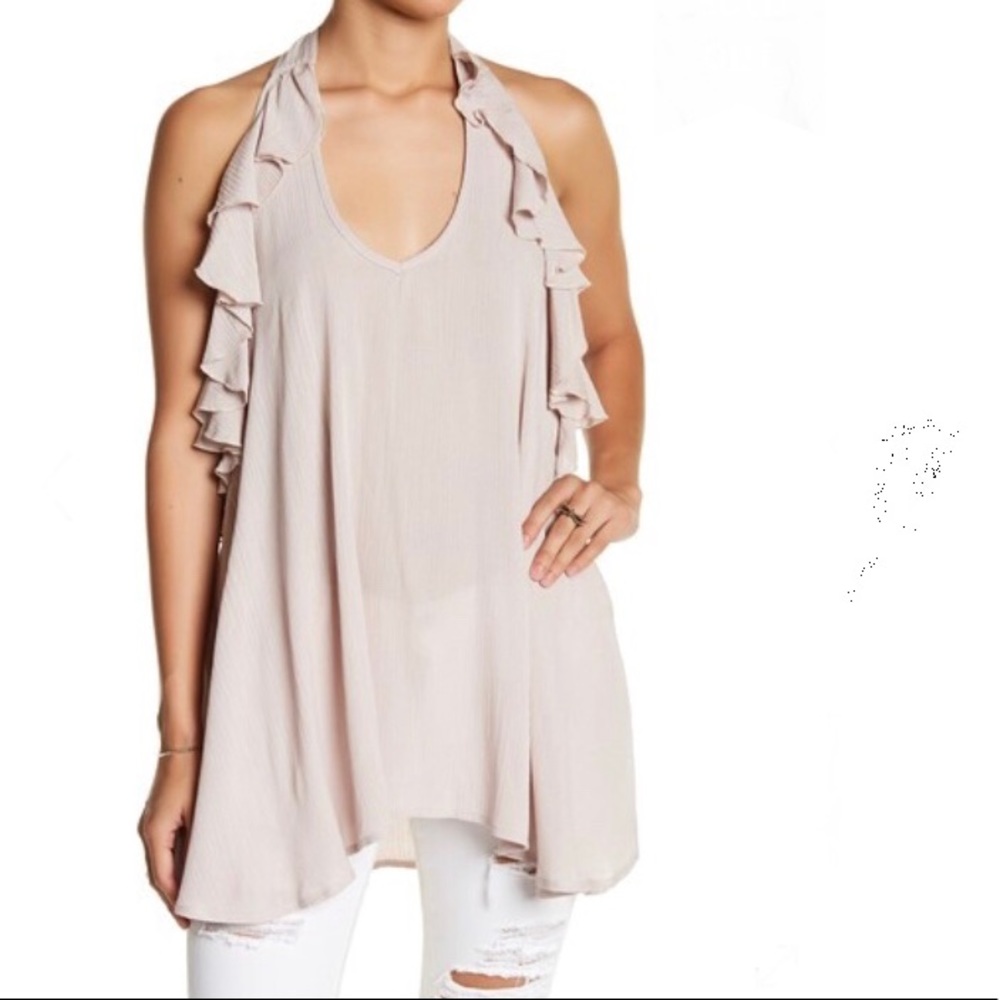 NWT! Noa Elle Remi halter tank in blush size small